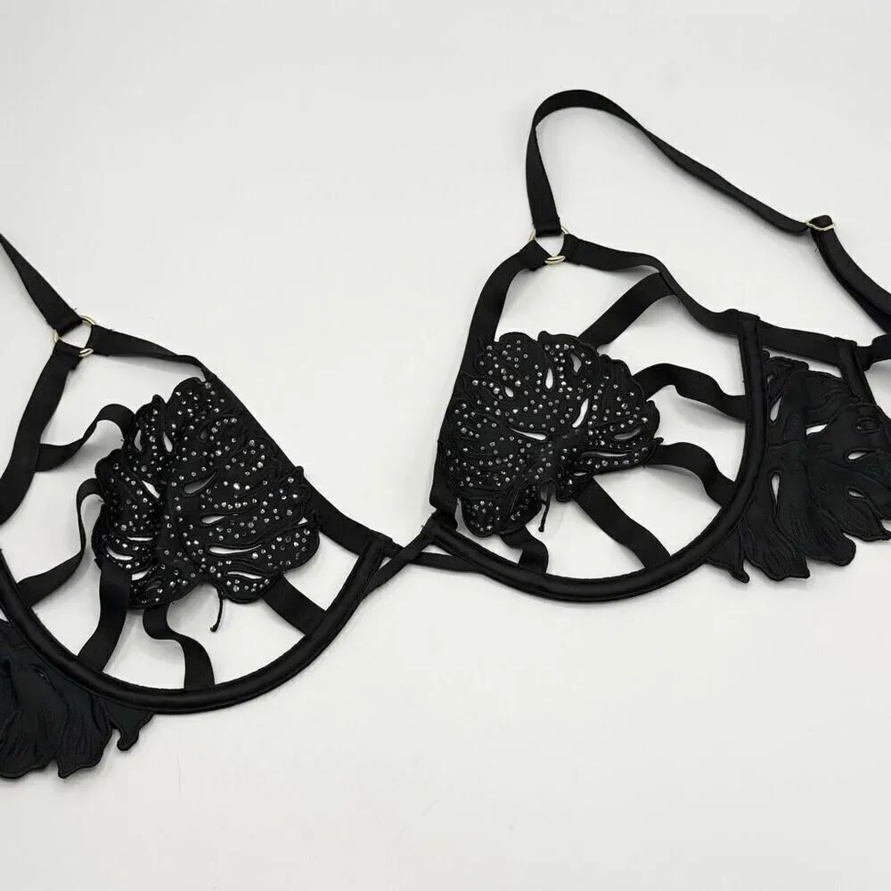 Victoria’s Secret Low Cut Demi - Plant Leaf Strappy Embellishments in Black - US